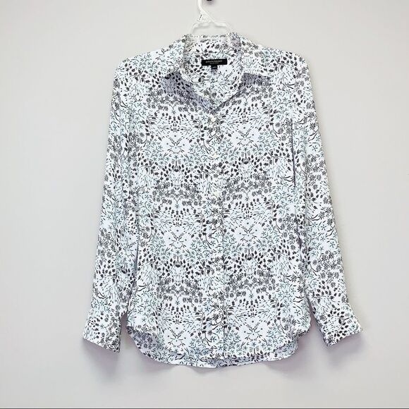 Banana Republic Tops - Banana republic Dillion shirt